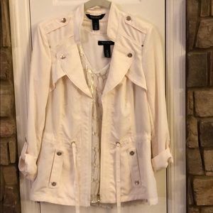 NWOT Whit House Black Market 2 Piece Set.